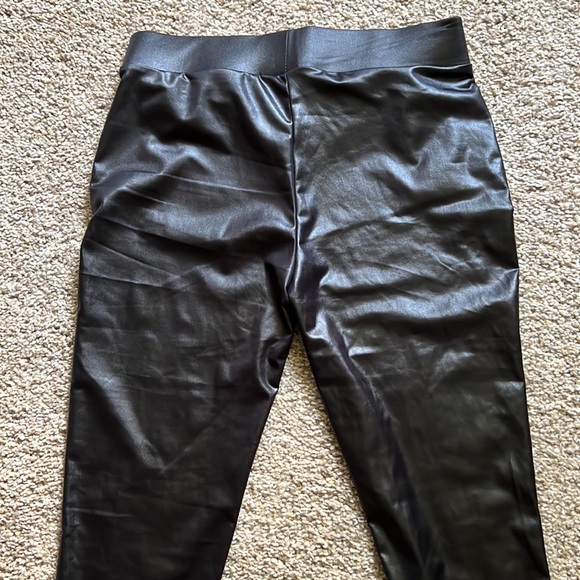 Pleather skinny pants - Picture 4 of 10
